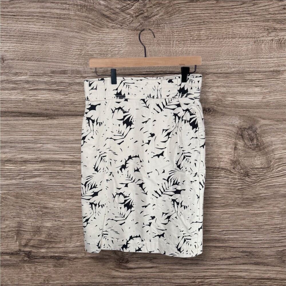 Ann Taylor Black and White Pencil Skirt